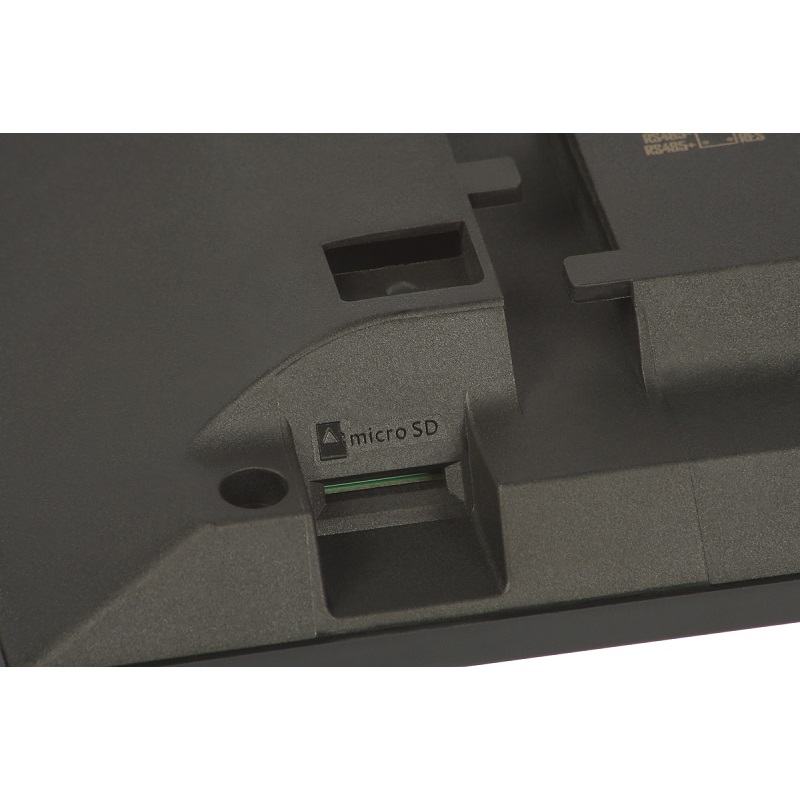 DPG74001-c